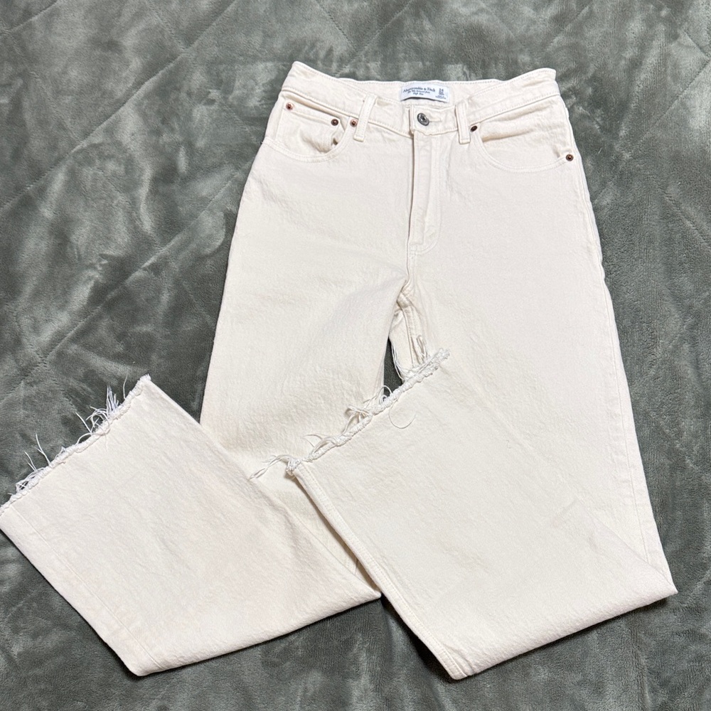 Abercrombie & Fitch High Rise 90’s Relaxed Jeans
